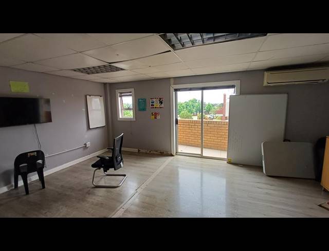 INDUSTRIAL PROPERTY TO RENT IN HENNOPSPARK